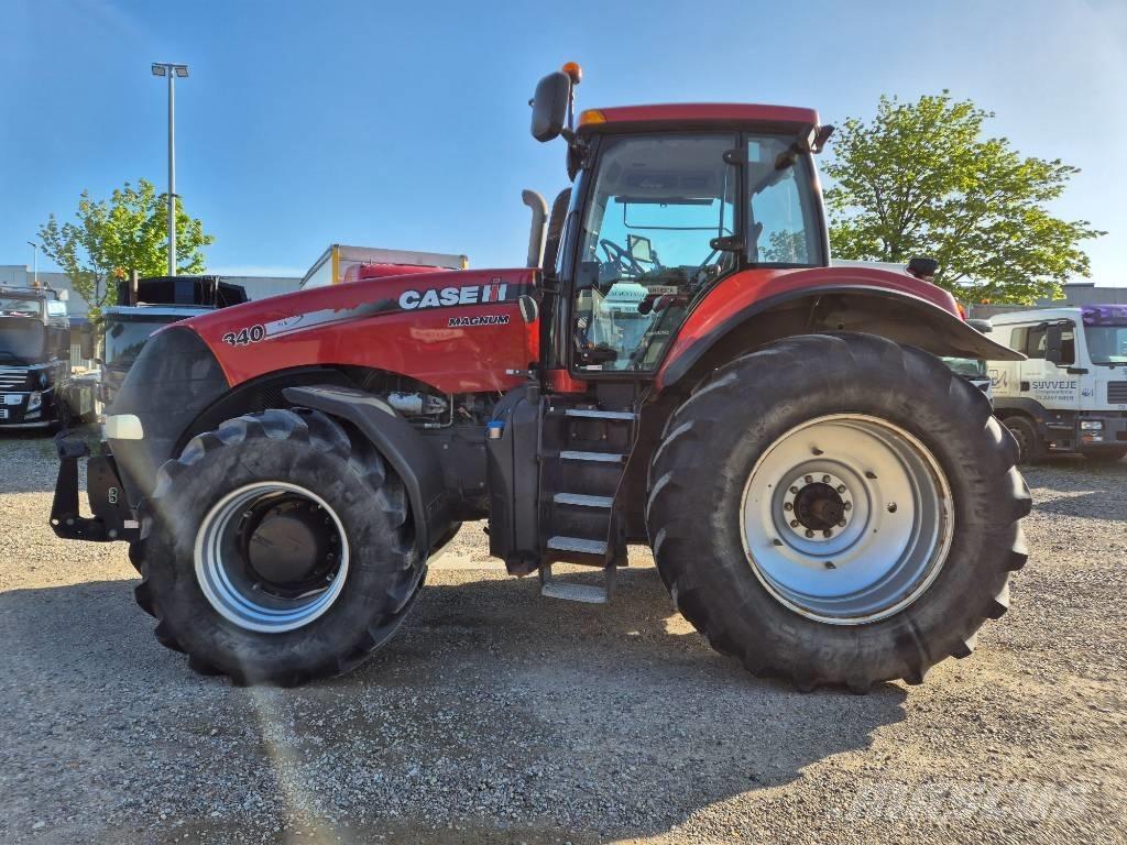 CASE IH Magnum 340 Traktoren