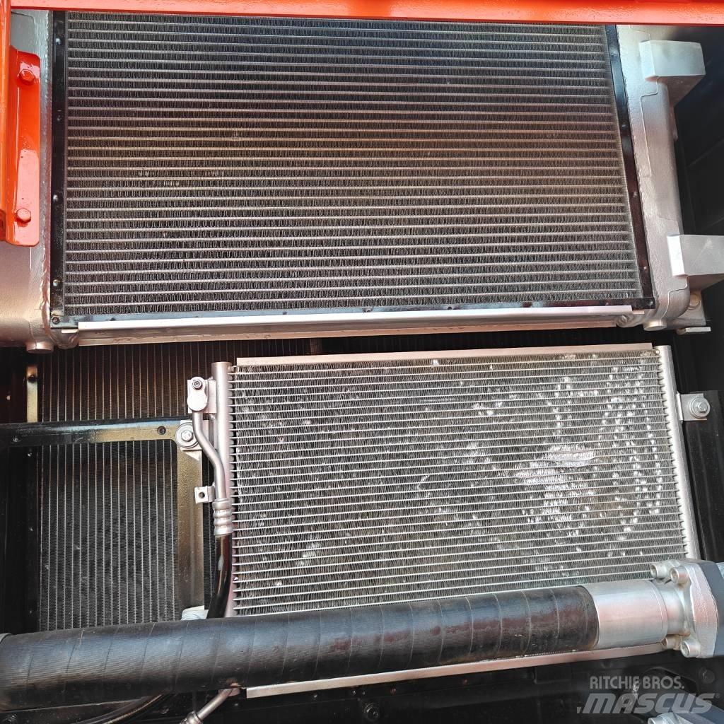 Doosan DX300LC-9C Raupenbagger
