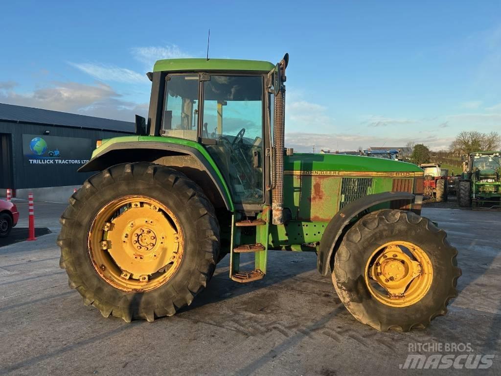 John Deere 6800 Traktoren