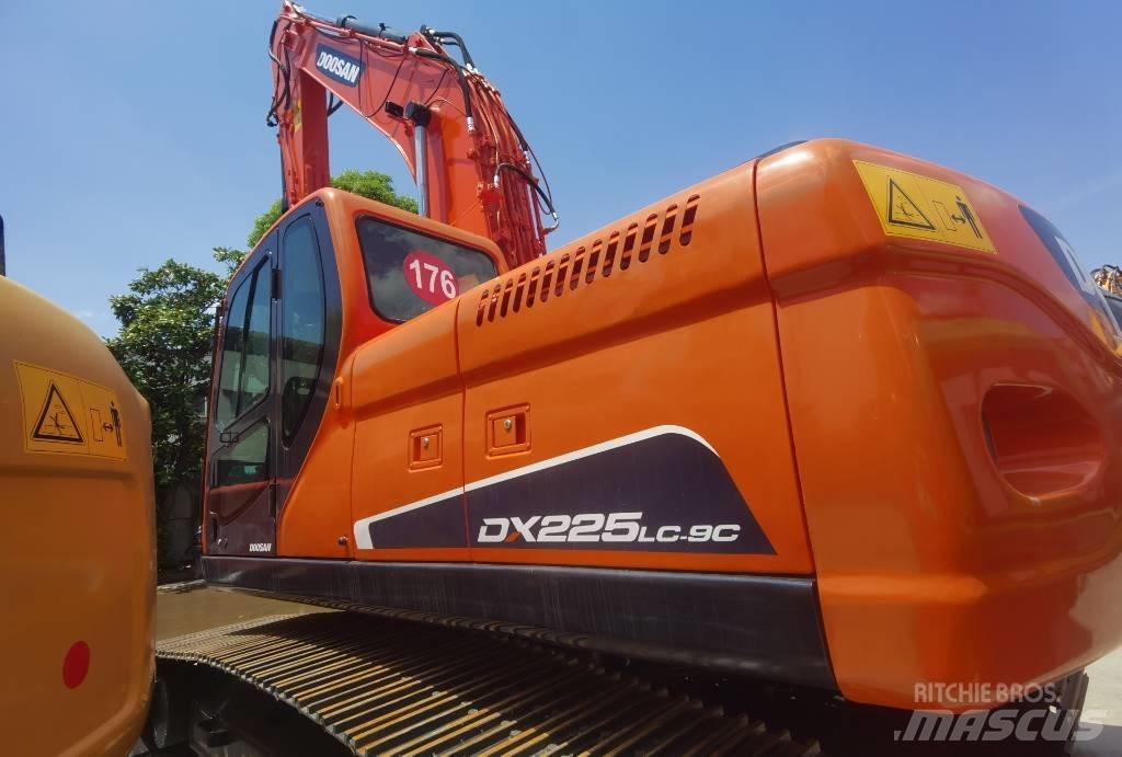 Doosan 225lc-9s Raupenbagger
