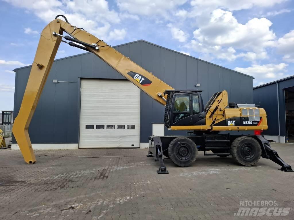 CAT M 325 D L MH Materialumschlag