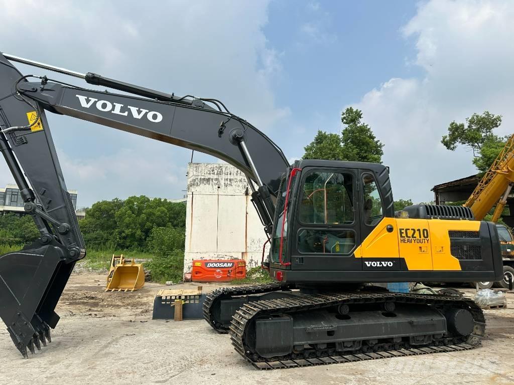 Volvo EC 210 Midibagger  7t - 12t