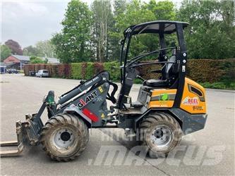 GiANT G2200E Kompaktlader
