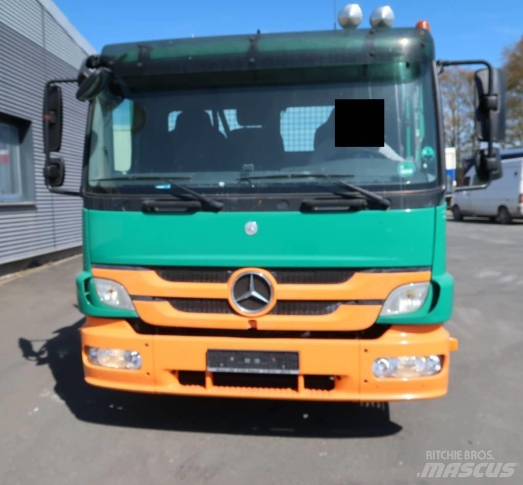 Mercedes-Benz 822 L Pickup/Pritschenwagen