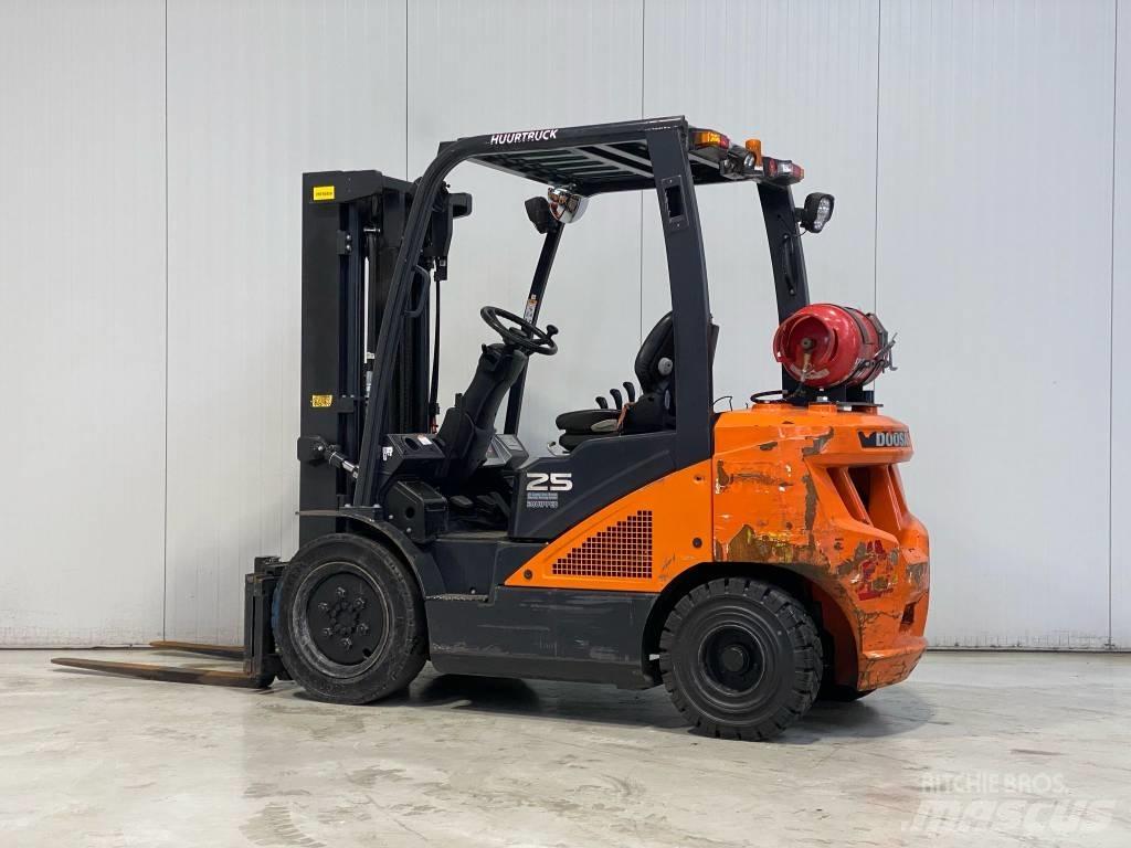 Doosan G25N-7 Gasstapler
