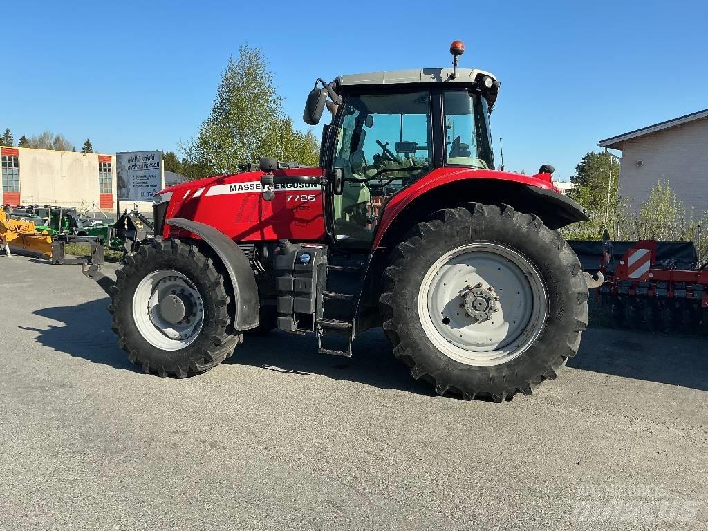 Massey Ferguson 7726 Traktoren