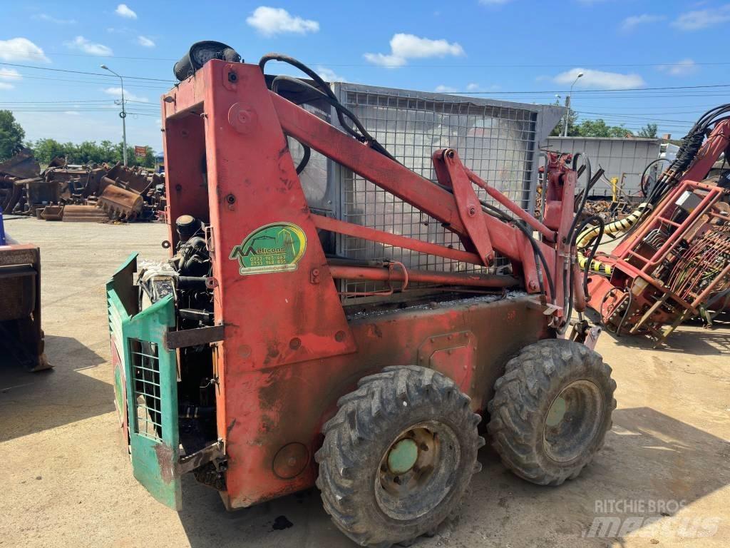 Unirak 600 Kompaktlader