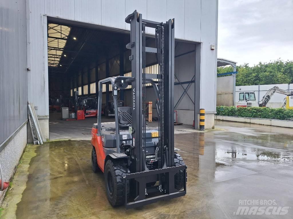 Toyota 52-2 FD JF 35 Dieselstapler