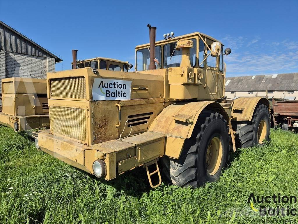 Kirovets K 700 A Traktoren
