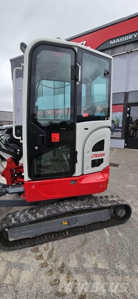 Takeuchi TB 325 R Minibagger < 7t