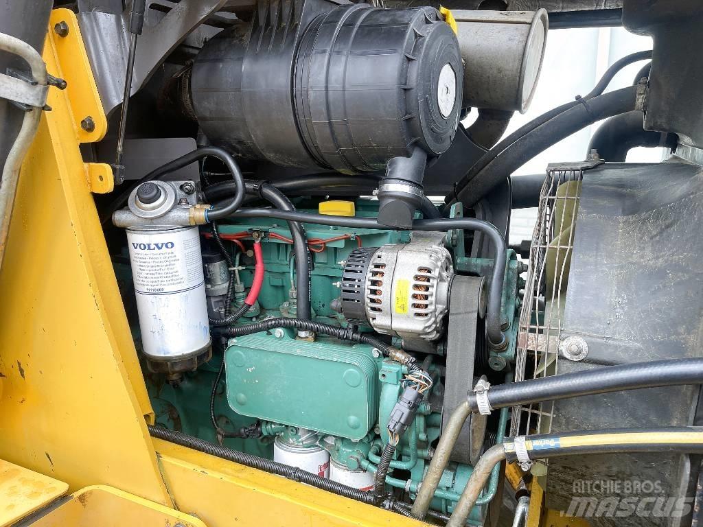 Volvo BL71   CE Baggerlader