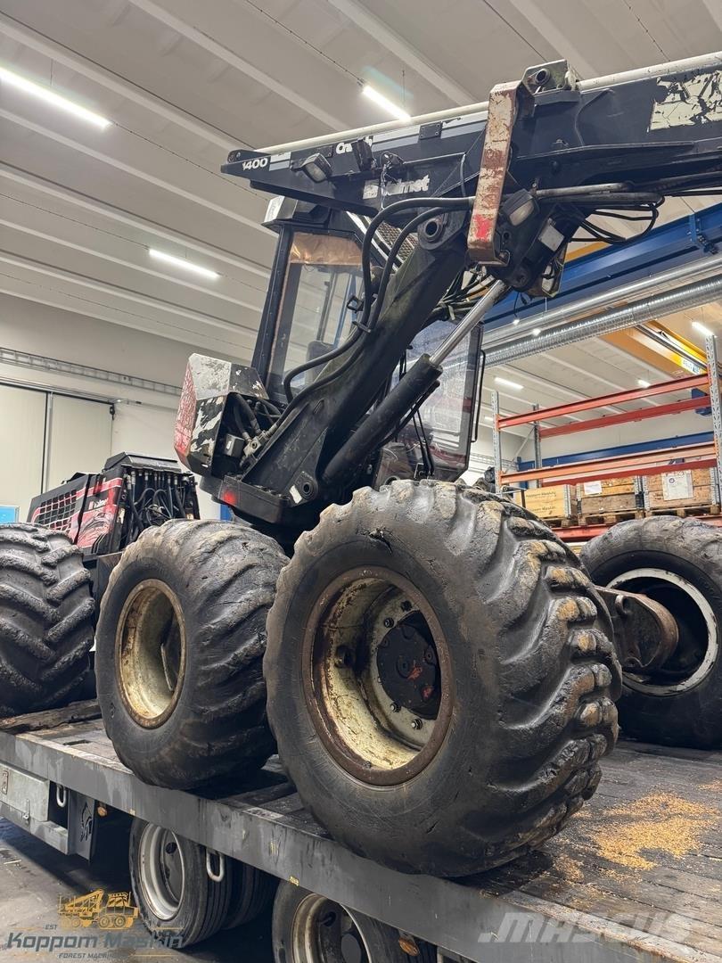 Valmet 911 Harvester