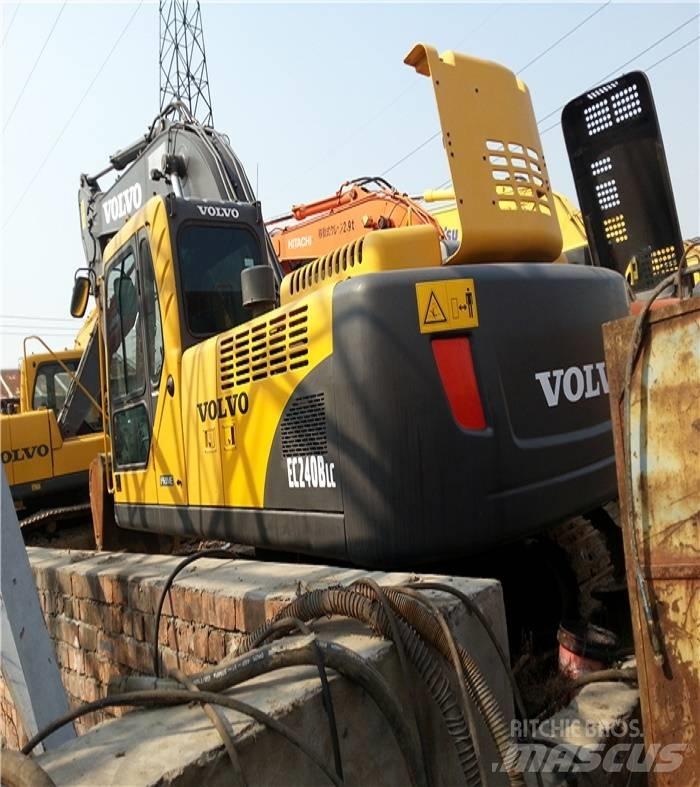 Volvo EC 240 B LC Raupenbagger