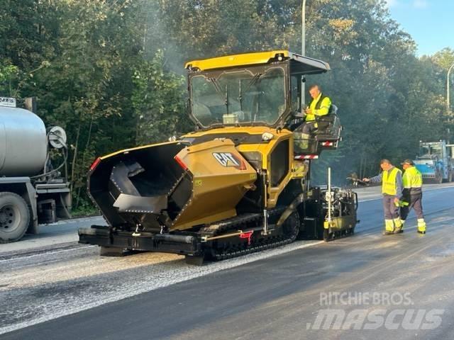 CAT AP 555 Strassenfertiger
