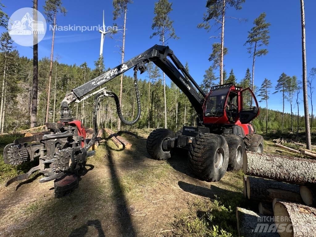 Komatsu 951 Harvester