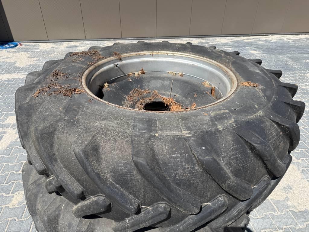Michelin 20.8x38 Reifen