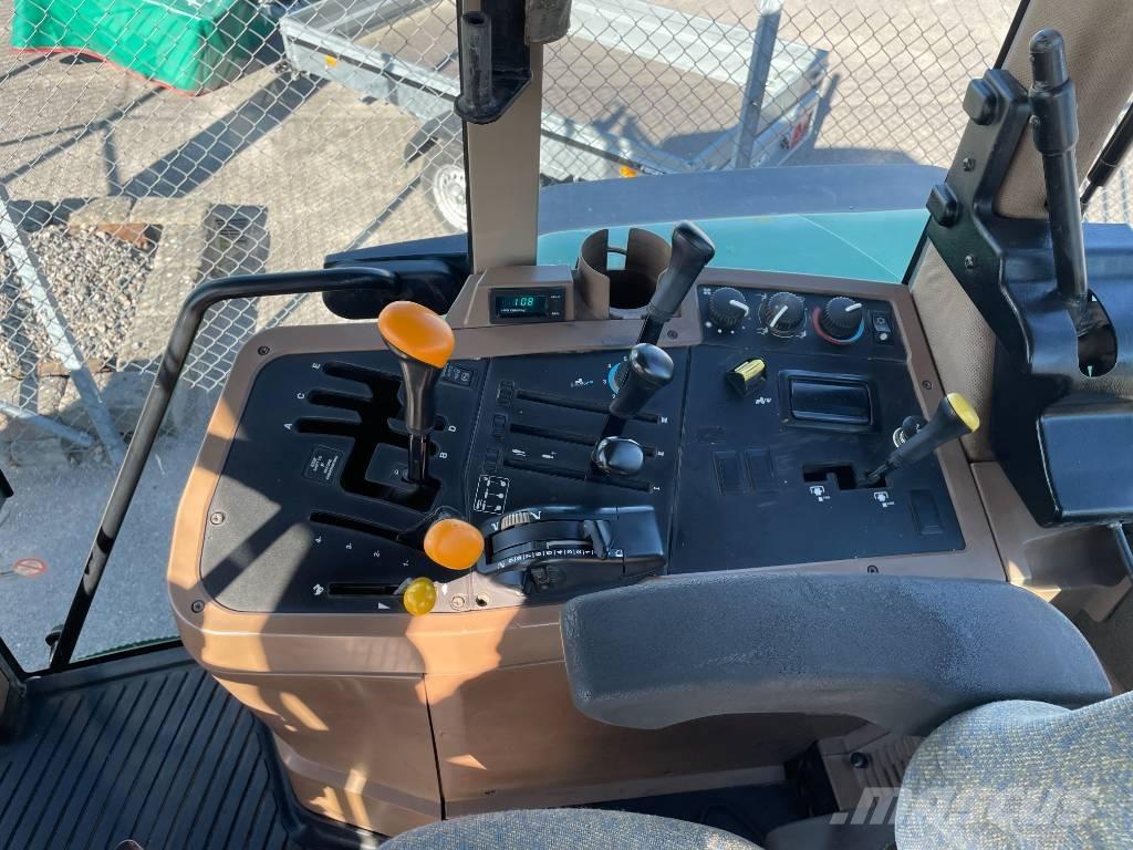 John Deere 7710 Traktoren