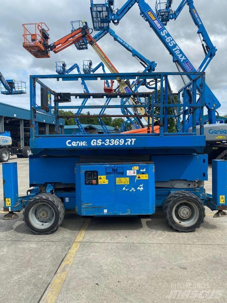 Genie GS 3369 RT Scheren-Arbeitsbühnen