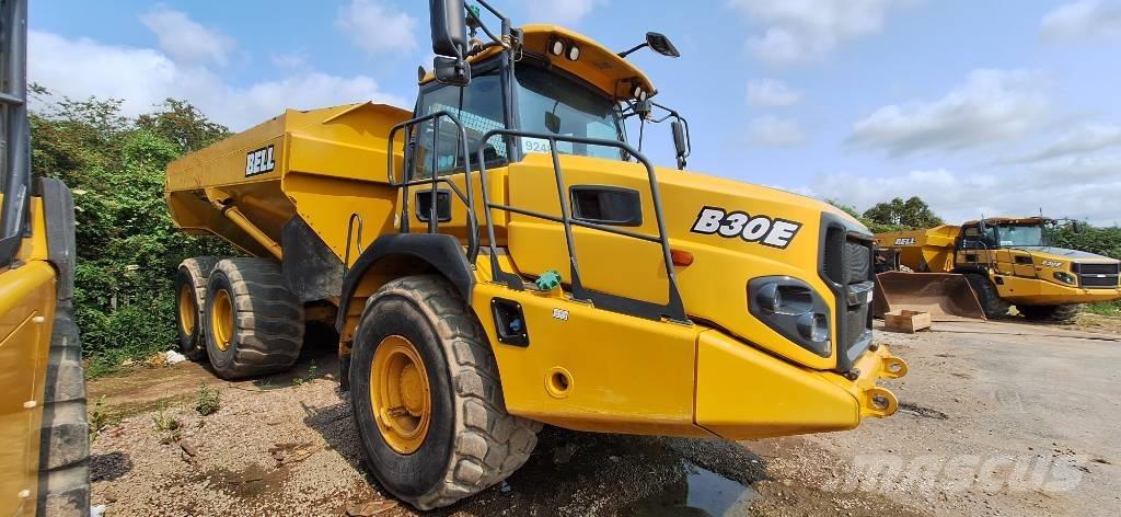 Bell B 30 E Dumper - Knickgelenk