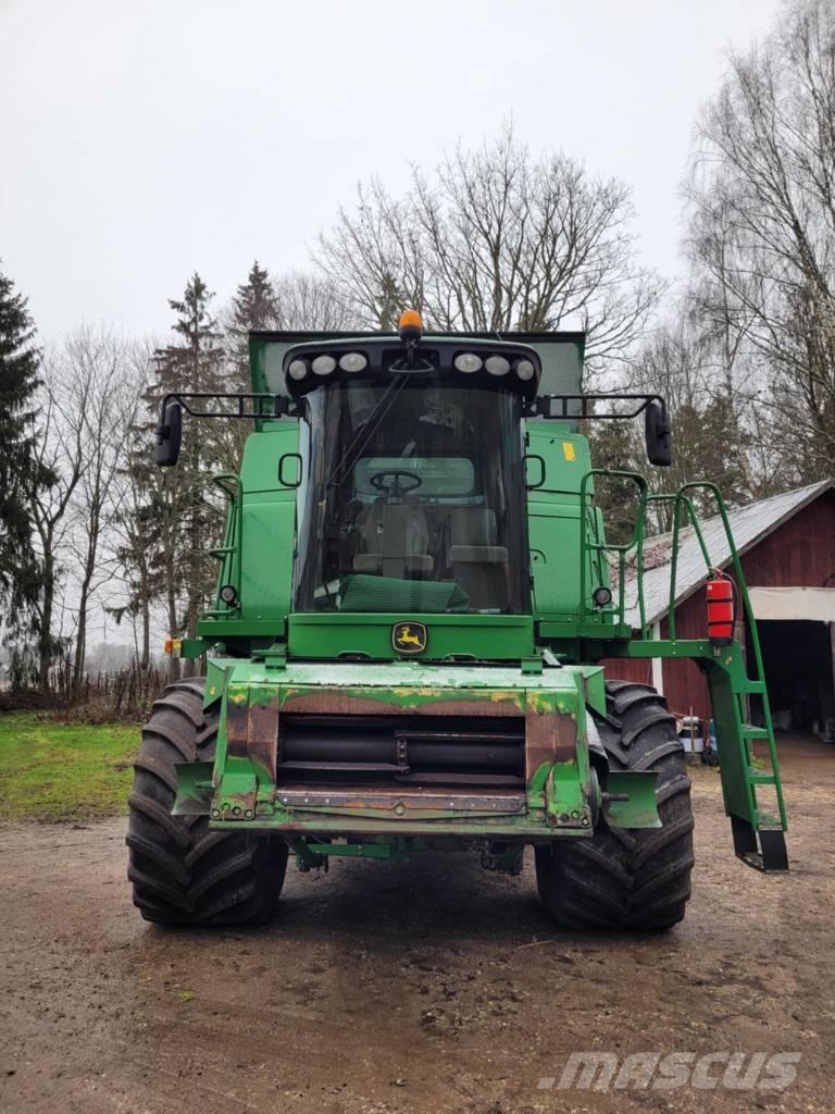 John Deere T 560 Mähdrescher
