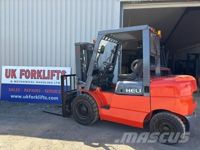 Heli HFD40 Dieselstapler