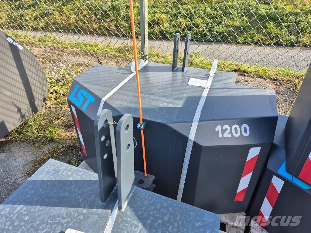 LST Frontvikt 1200kg Sonstige Landmaschinen