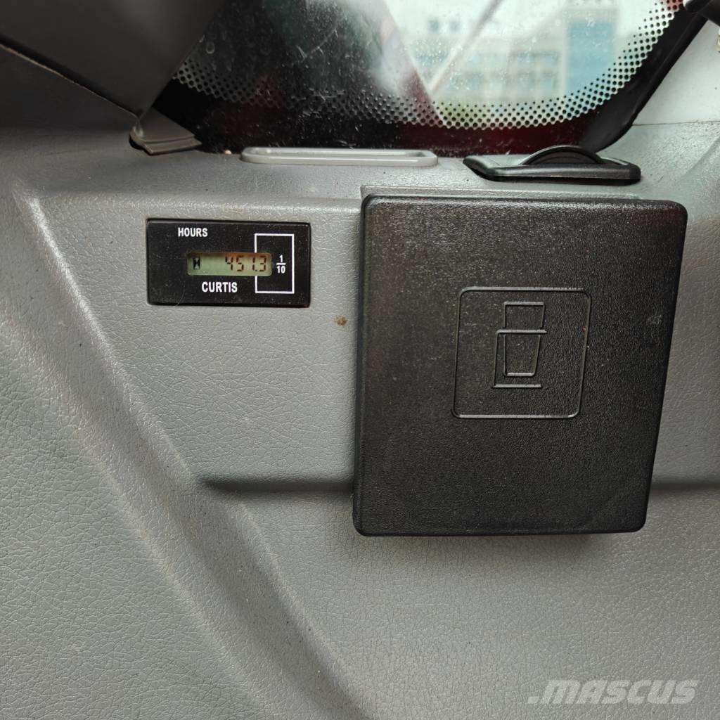 Doosan DX 225 LCA Raupenbagger