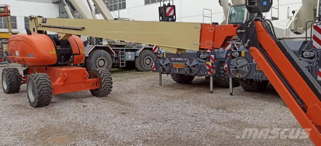 JLG 860 SJ Teleskopbühnen