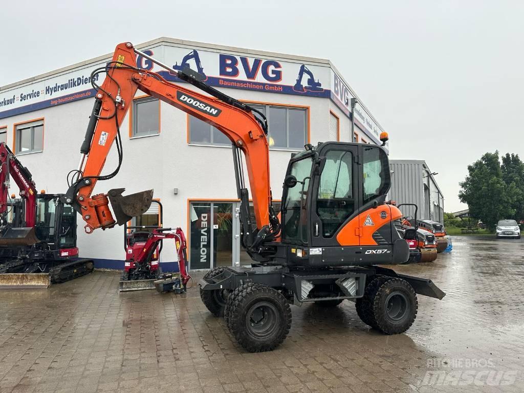Doosan DX 57 W-5 Mobilbagger