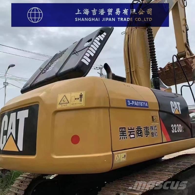 CAT 323 D Raupenbagger