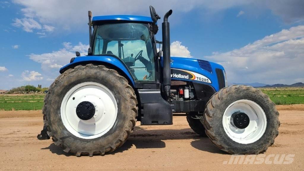 New Holland TG285 Traktoren