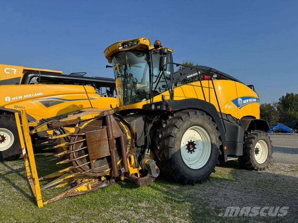 New Holland FR 600 Selbstfahrende Häcksler