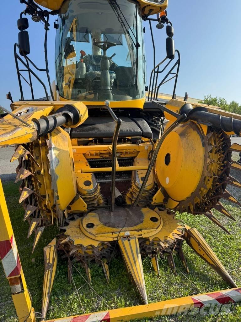 New Holland FR 600 Selbstfahrende Häcksler