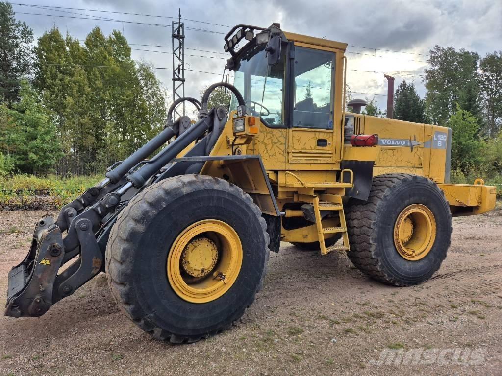 Volvo L 120 B Radlader