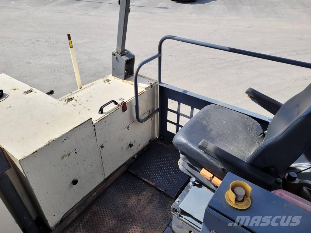 ABG Titan 326 Strassenfertiger