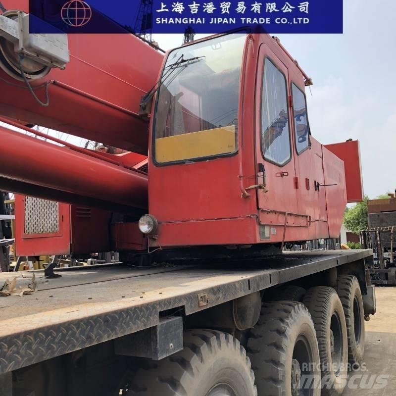 Zoomlion QY 100 All-Terrain-Krane