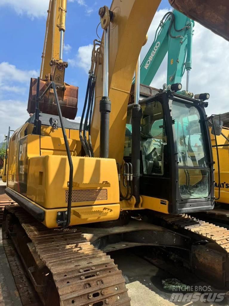 CAT 320 E Midibagger  7t - 12t