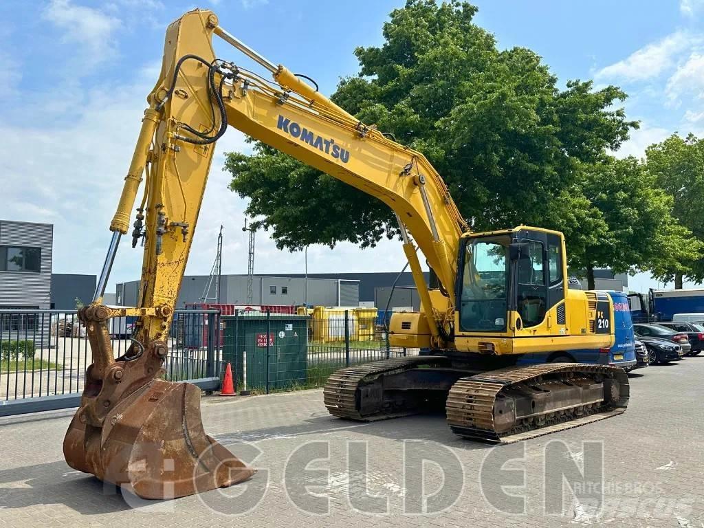 Komatsu PC210 LC-8 Raupenbagger