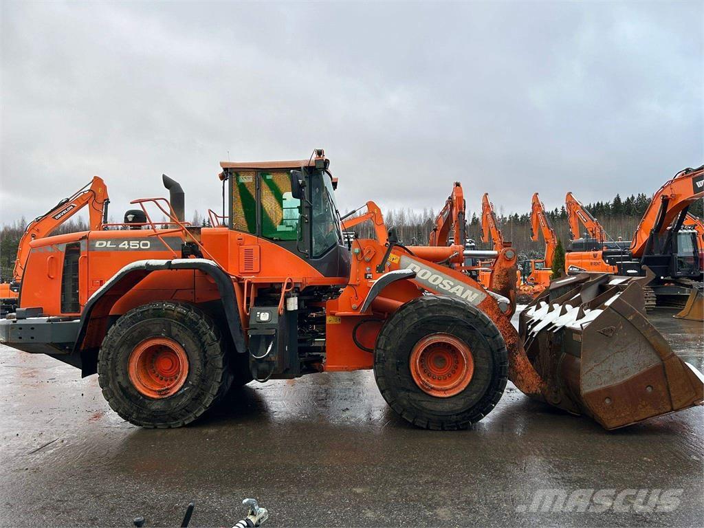 Doosan DL450-3 Radlader