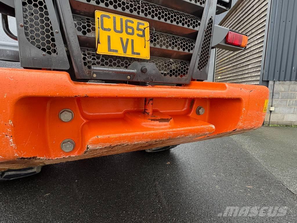 Hitachi ZW 220-5B Radlader