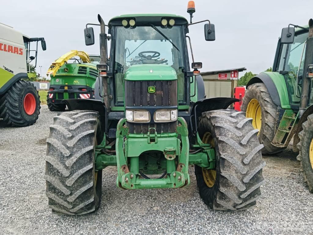 John Deere 6820 Traktoren