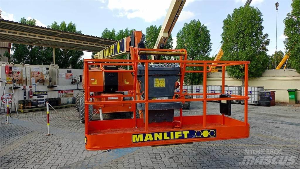 JLG 800AJ Gelenkteleskoparbeitsbühnen