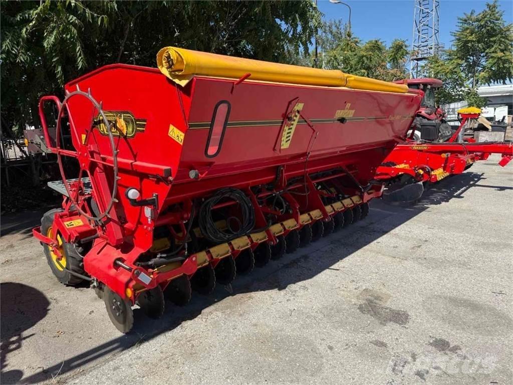 Väderstad RD400S Drillmaschinen