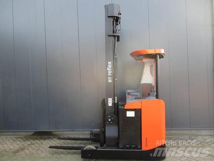 BT RRE 160 Schubmaststapler