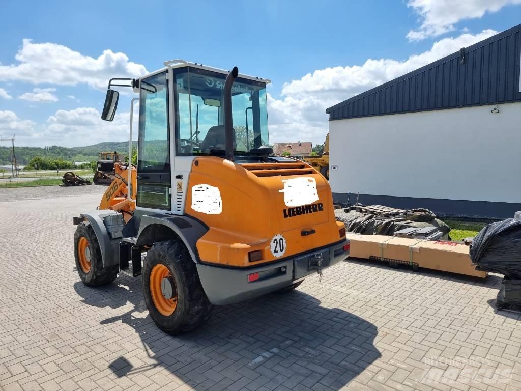 Liebherr L 506 Radlader