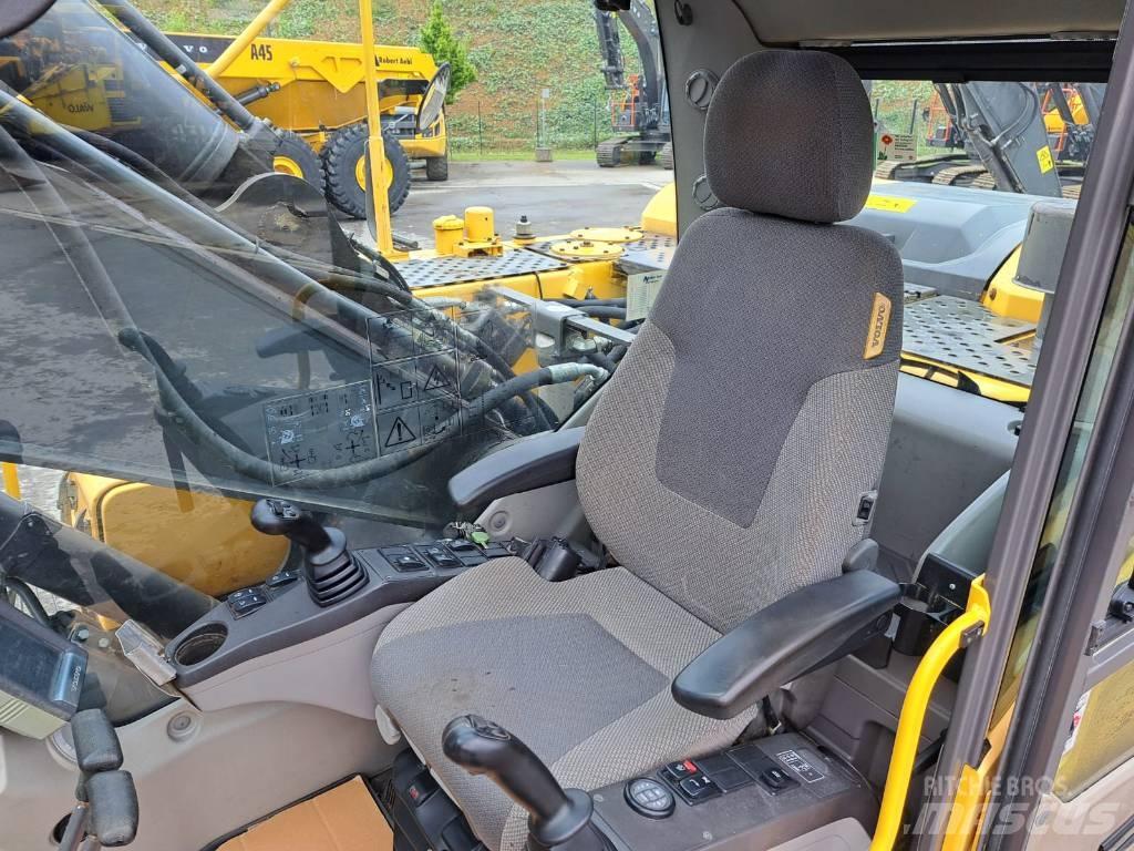 Volvo EC 220 DL Raupenbagger
