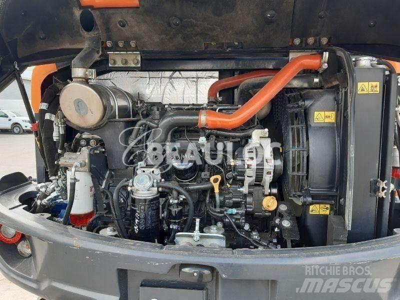 Doosan DX 57 W Mobilbagger