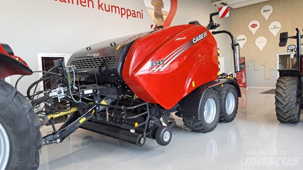 Case IH RB 545 Rundballenpressen