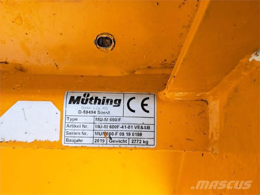 Müthing MU-M 600 F Sonstige Kommunalmaschinen