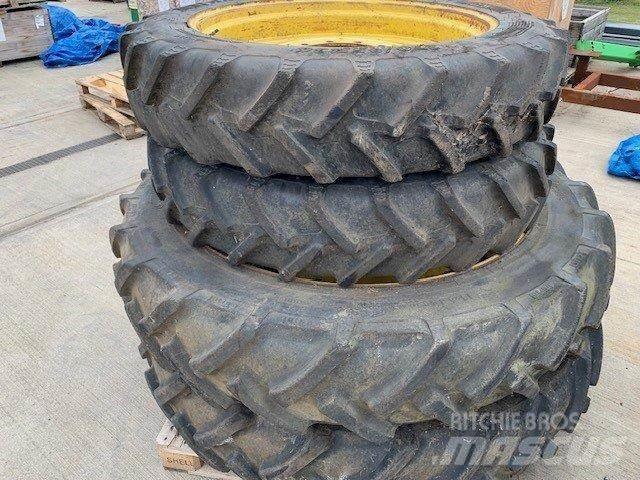  270/95R36 Reifen